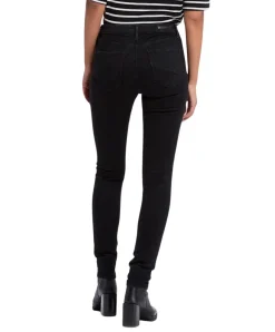 Cross Alan Skinny Jeans in schwarz aus Nachhaltiger Produktion