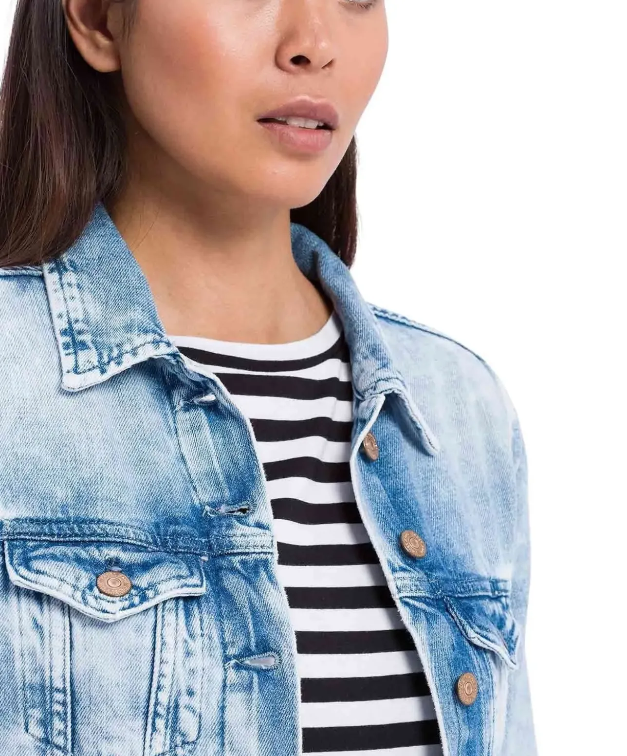 Cross Damen Jeansjacke in hellblauer Used-Denim Optik