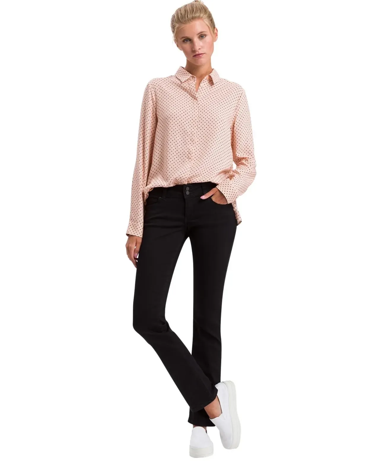 Cross Damen-Jeans Regular Fit Loie in schwarzem Black