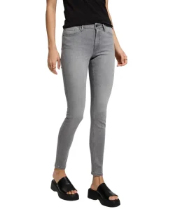 CROSS Jeans Alan in grauer Waschung mit engem Schnitt