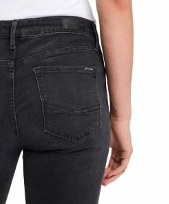Cross Jeans Alan mit Skinny Fit in dunkelgrauer Waschung