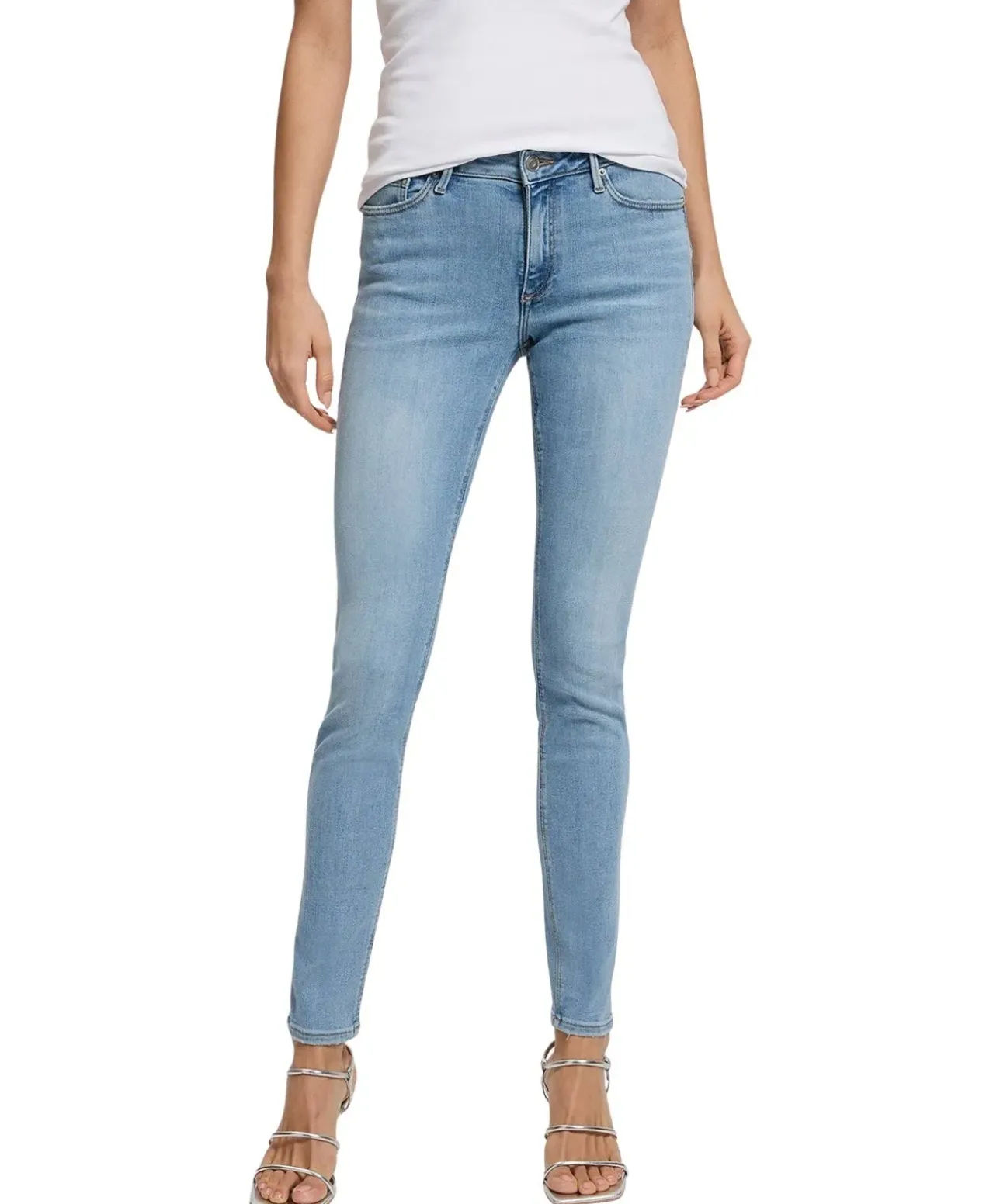 Cross Jeans Alan Skinny Fit in Hellblau