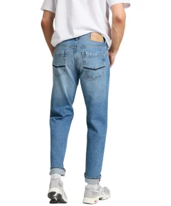 Cross Jeans Antonio in Mittelblau mit Relaxed Fit