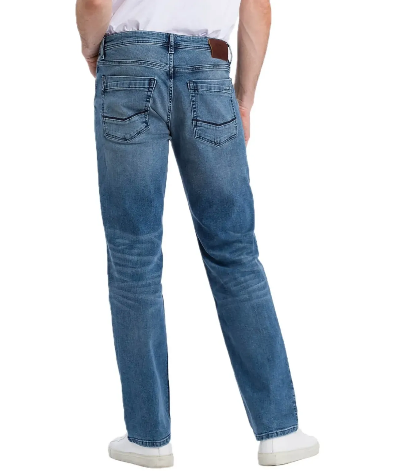 Cross Jeans Antonio in Mittelblau mit Relaxed Fit