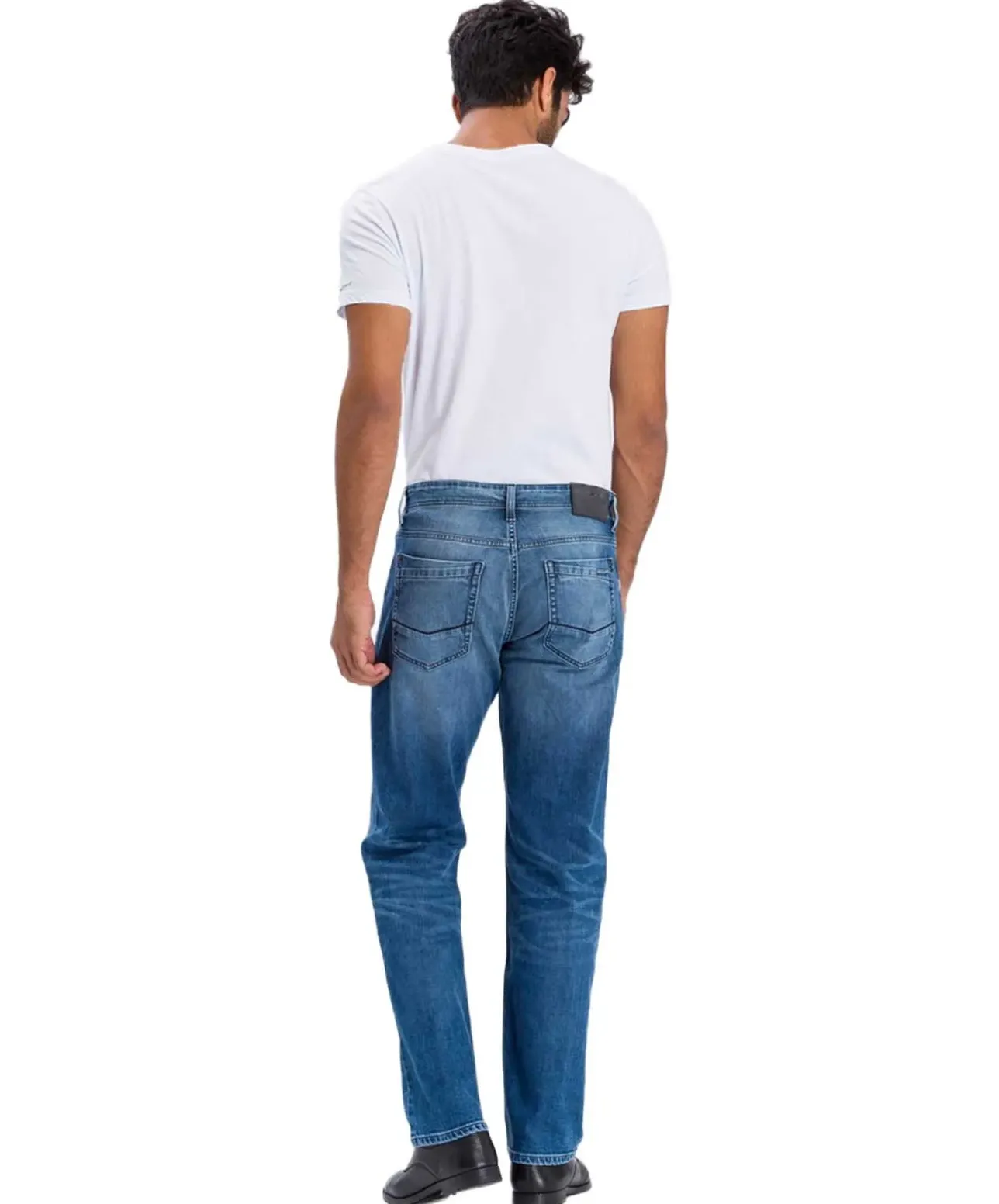 Cross Jeans Antonio in Mittelblau mit Relaxed Fit