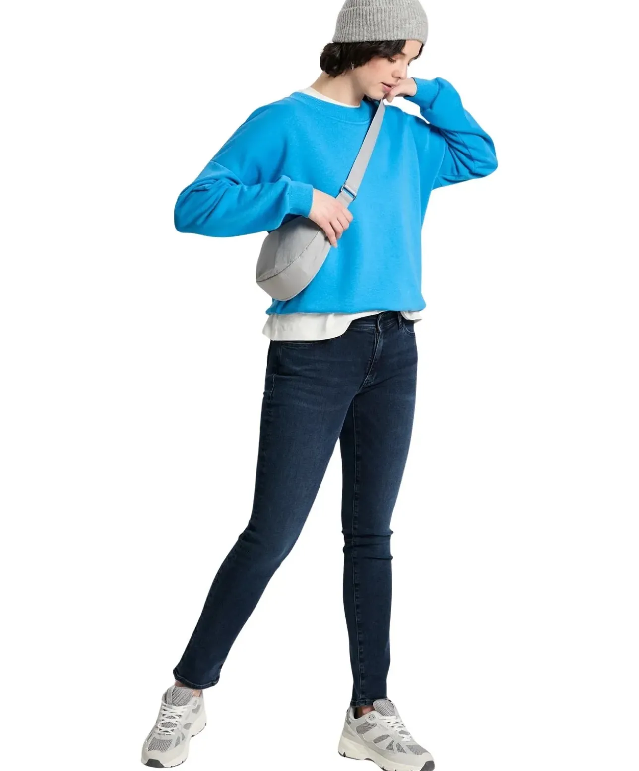 Cross Jeans Anya in Blue Black mit High Waist
