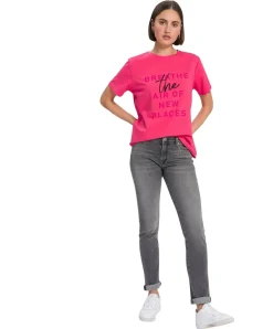 Cross Jeans Anya in verwaschenem Grau mit hohem Bund