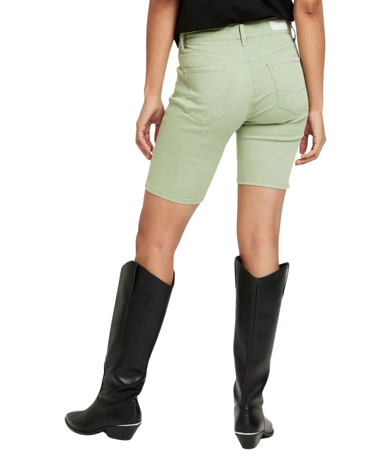 Cross Jeans Anya Short mit hohem Bund in Grün