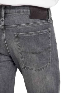 Cross Jeans Damien mit Slim Fit in dunkelgrauer Waschung