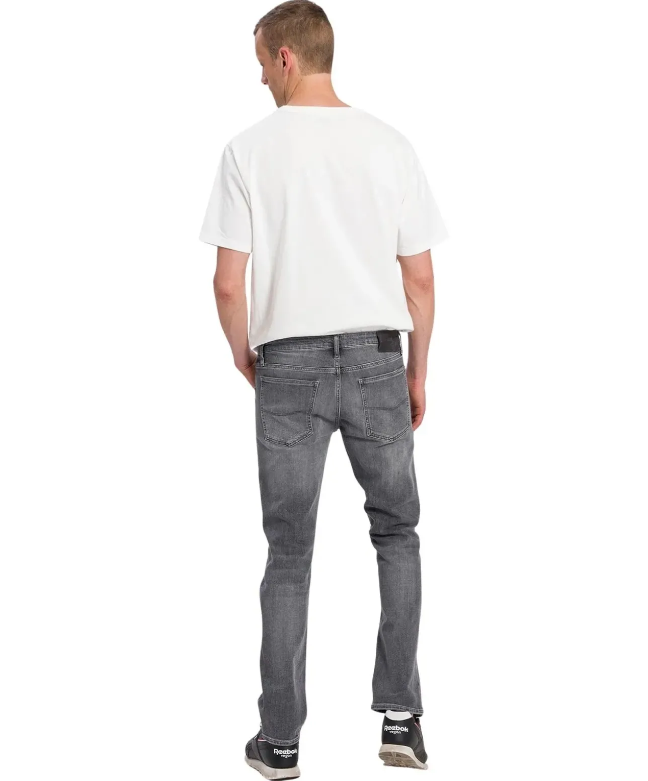 Cross Jeans Damien mit Slim Fit in dunkelgrauer Waschung