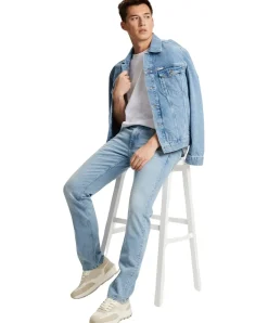 Cross Jeans Damien mit Slim Fit in bleached Waschung