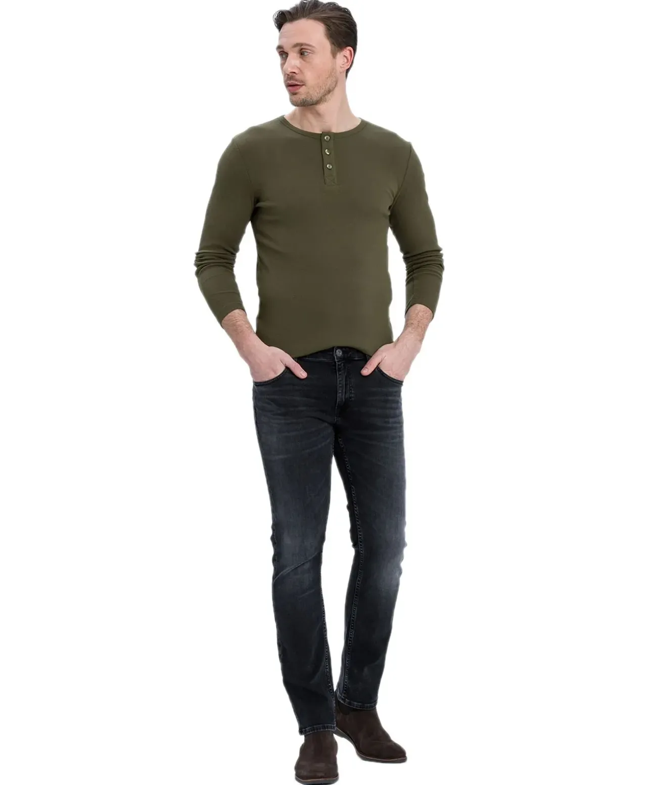 Cross Jeans Damien mit Slim Fit in Schwarzer Used-Optik