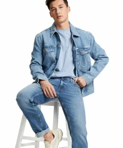 Cross Jeans Damien mit Slim Fit in hellblauer Waschung
