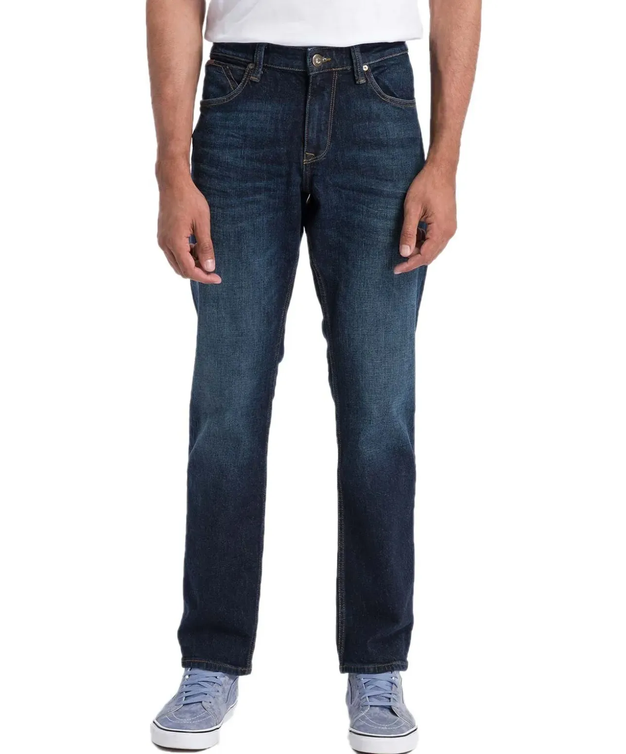 Cross Jeans Dylan mit Regular Fit in dunkler Waschung