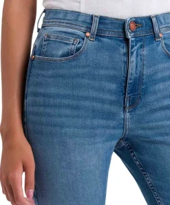 Cross Jeans mit hohem Bund Judy in Mittelblau mit Ankle Länge