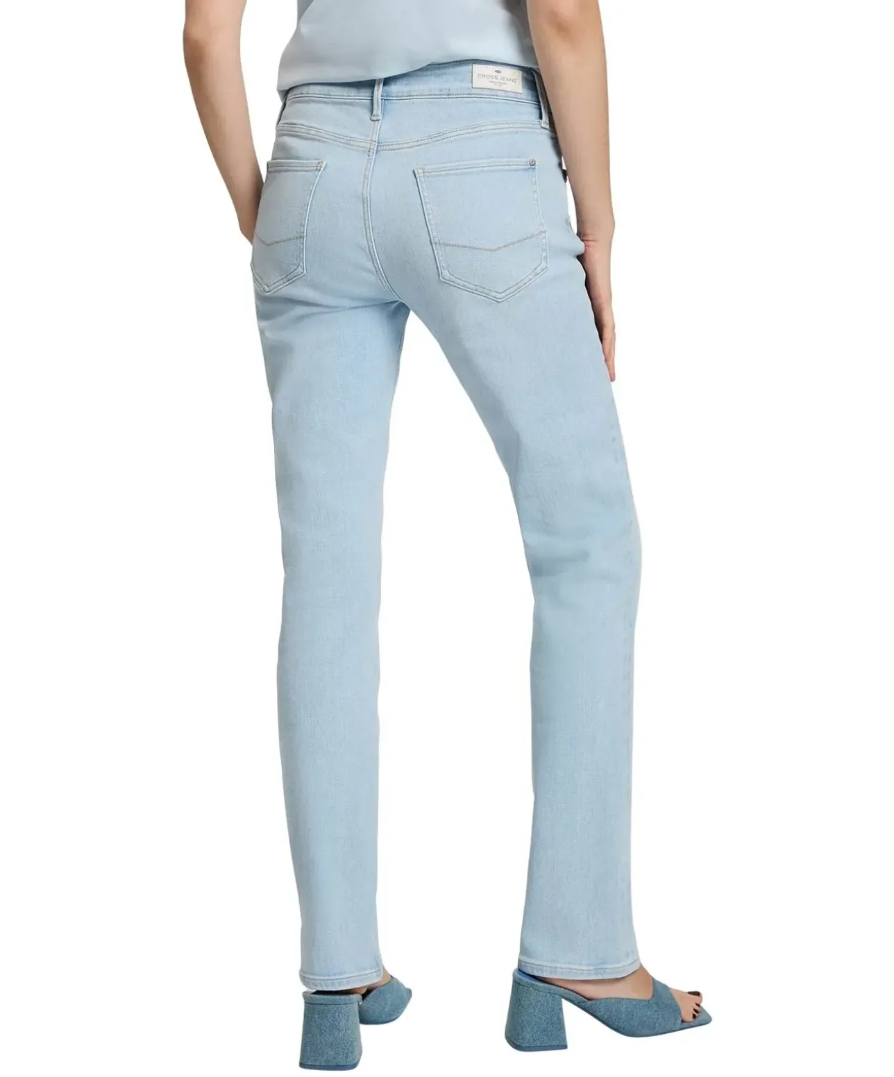 Cross Jeans Rose in Bleach-Waschung mit mittelhohem Bund