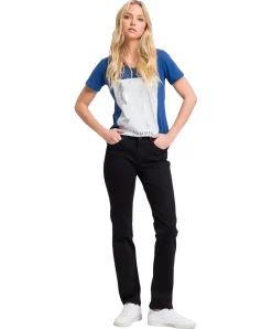 Cross Jeans Rose mit Regular Fit in schwarzer Färbung