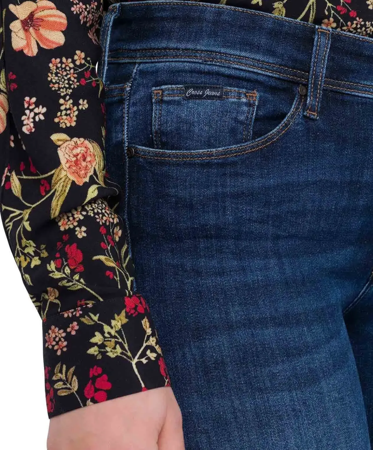 Cross Jeans Slim Fit Anya in mittelblaue mit High Waist