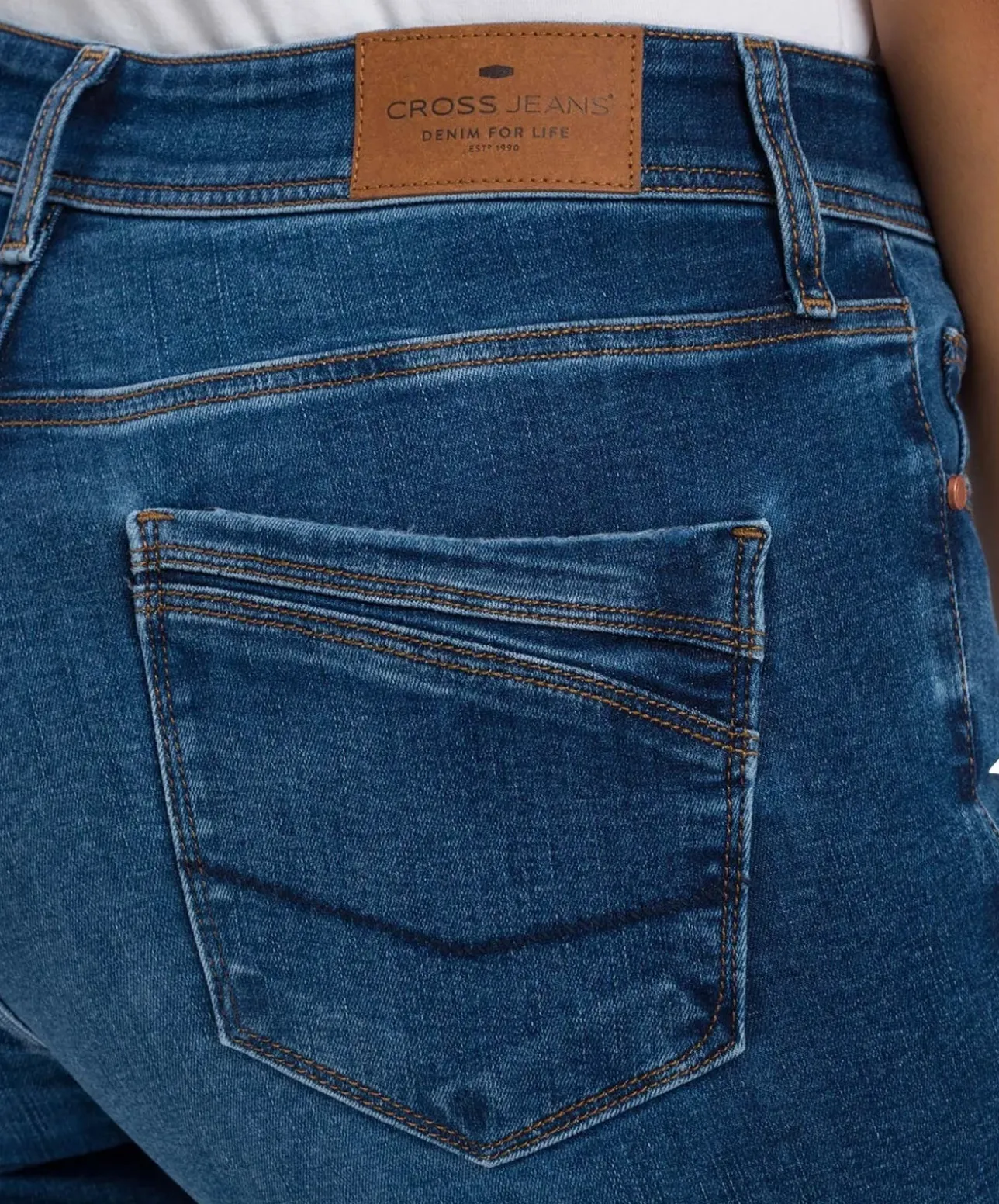 Cross Jeans Slim fit Anya aus blauem Organic Cotton