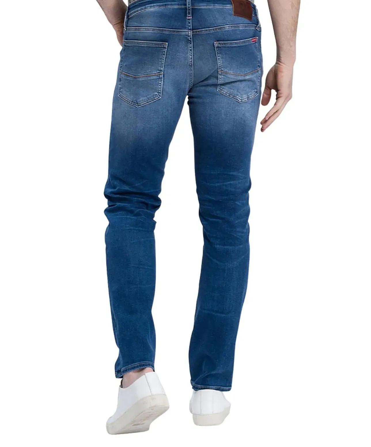 Cross Jeans Slim Fit Damien aus mittelblauem X-Treme Flex Denim