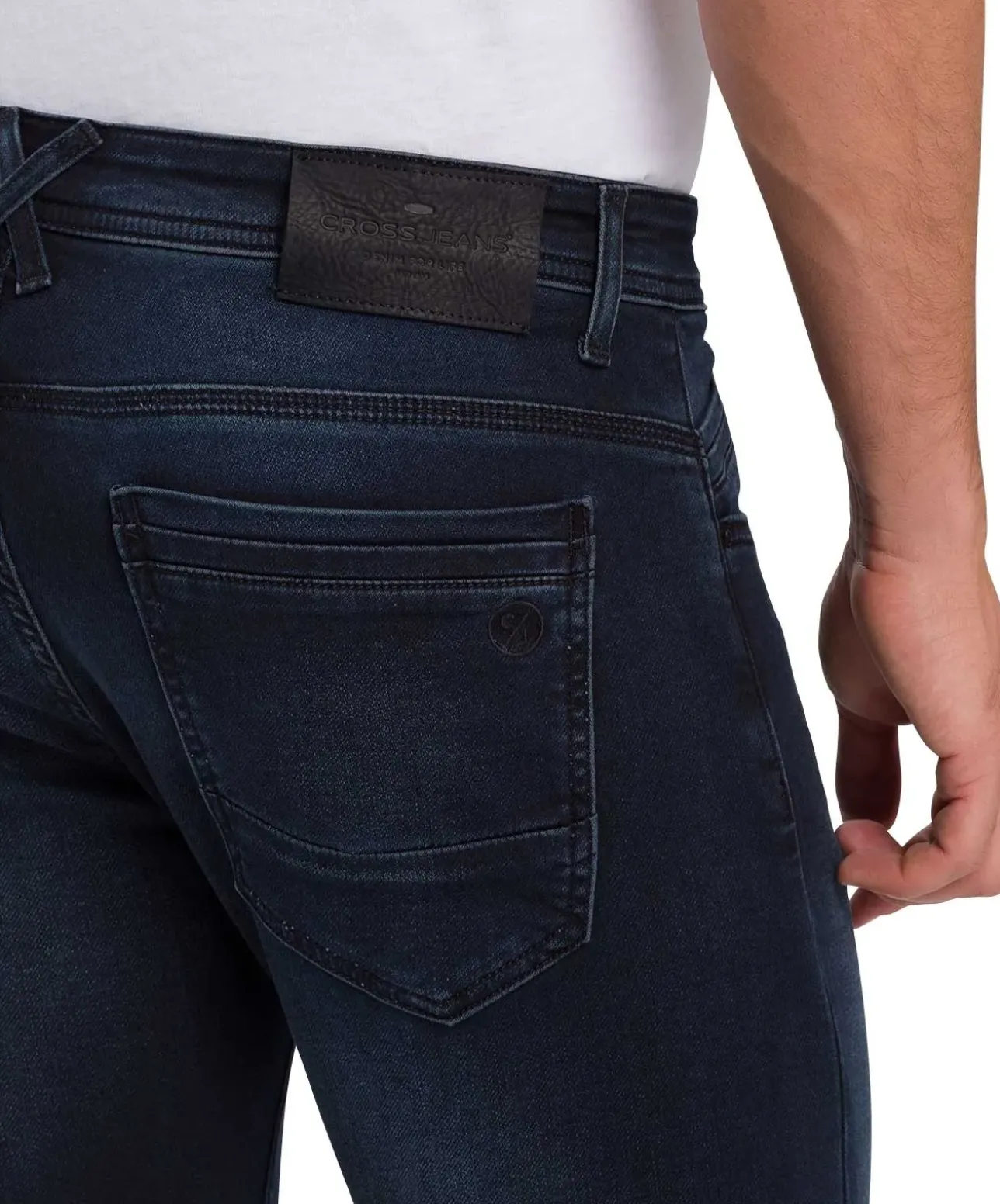 Cross Jeans Tapered Fit Jimi aus blauem Sweat Denim