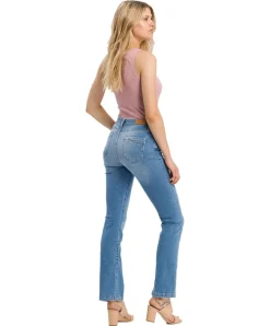 Cross Jeans-Bootcut Lauren in hellem Light Blue