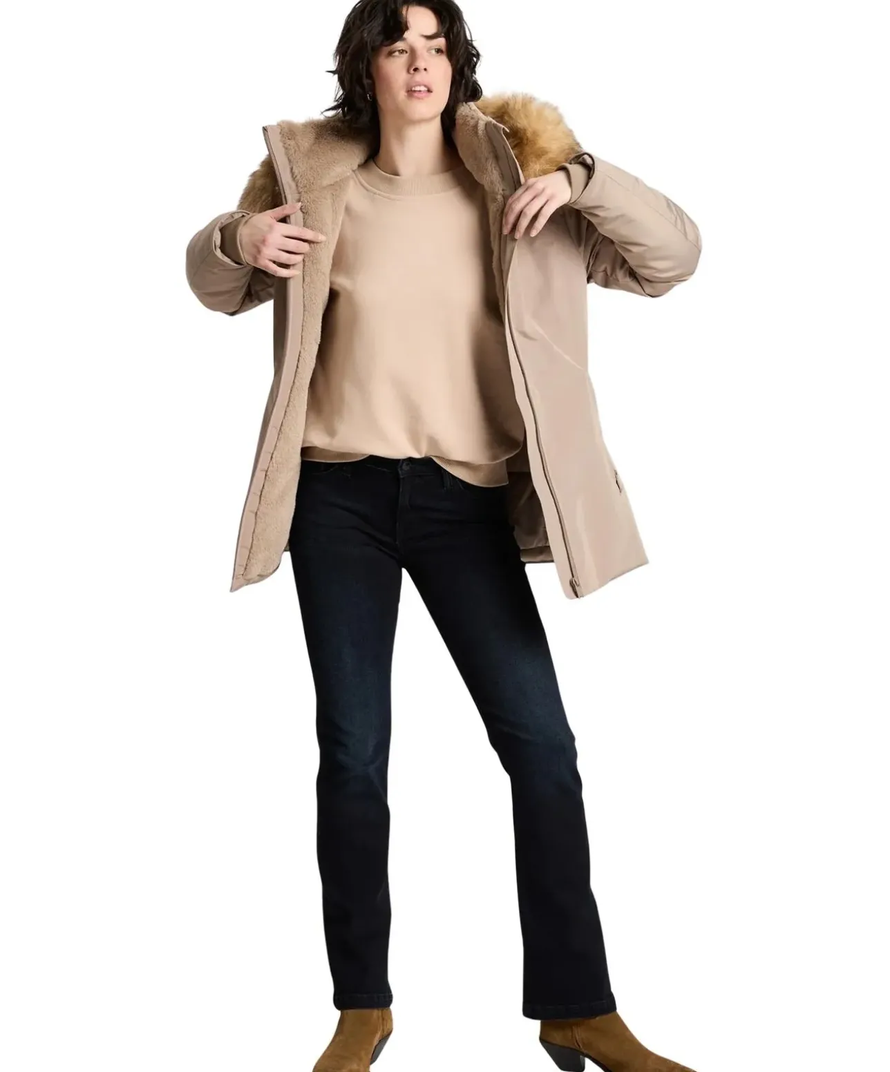 Cross Lauren Jeans in Blue Black mit ausgestelltem Bein