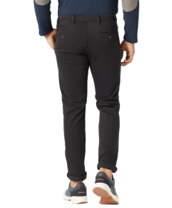 Dockers Alpha Chino aus schwarzem 360 Flex Material