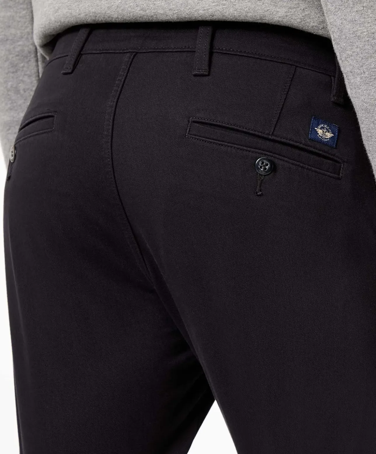 Dockers Alpha Chino aus schwarzem 360 Flex Material