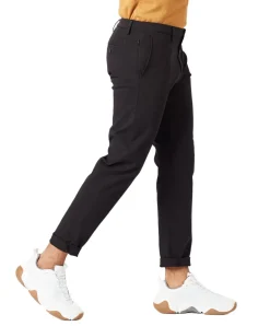 Dockers Chino Hose Alpha mit Tapered fit in schwarz