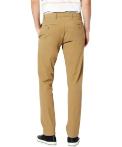 Dockers Chino Slim Fit 360 Flex in Hellbraun