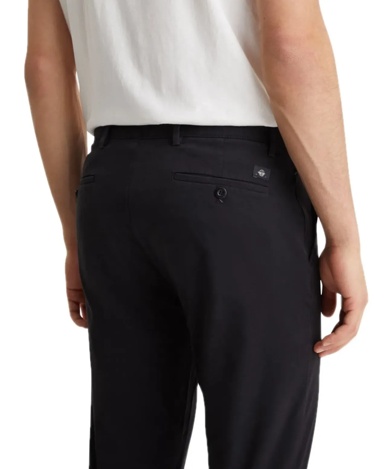 Dockers Herren Chino Slim Smart 360 Flex in Schwarz