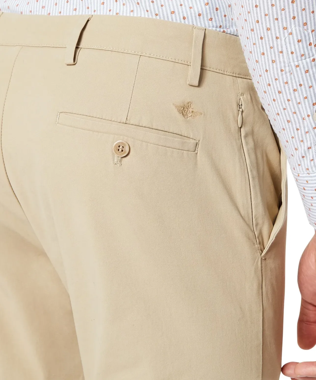 Dockers Khaki Hose in schmaler Form