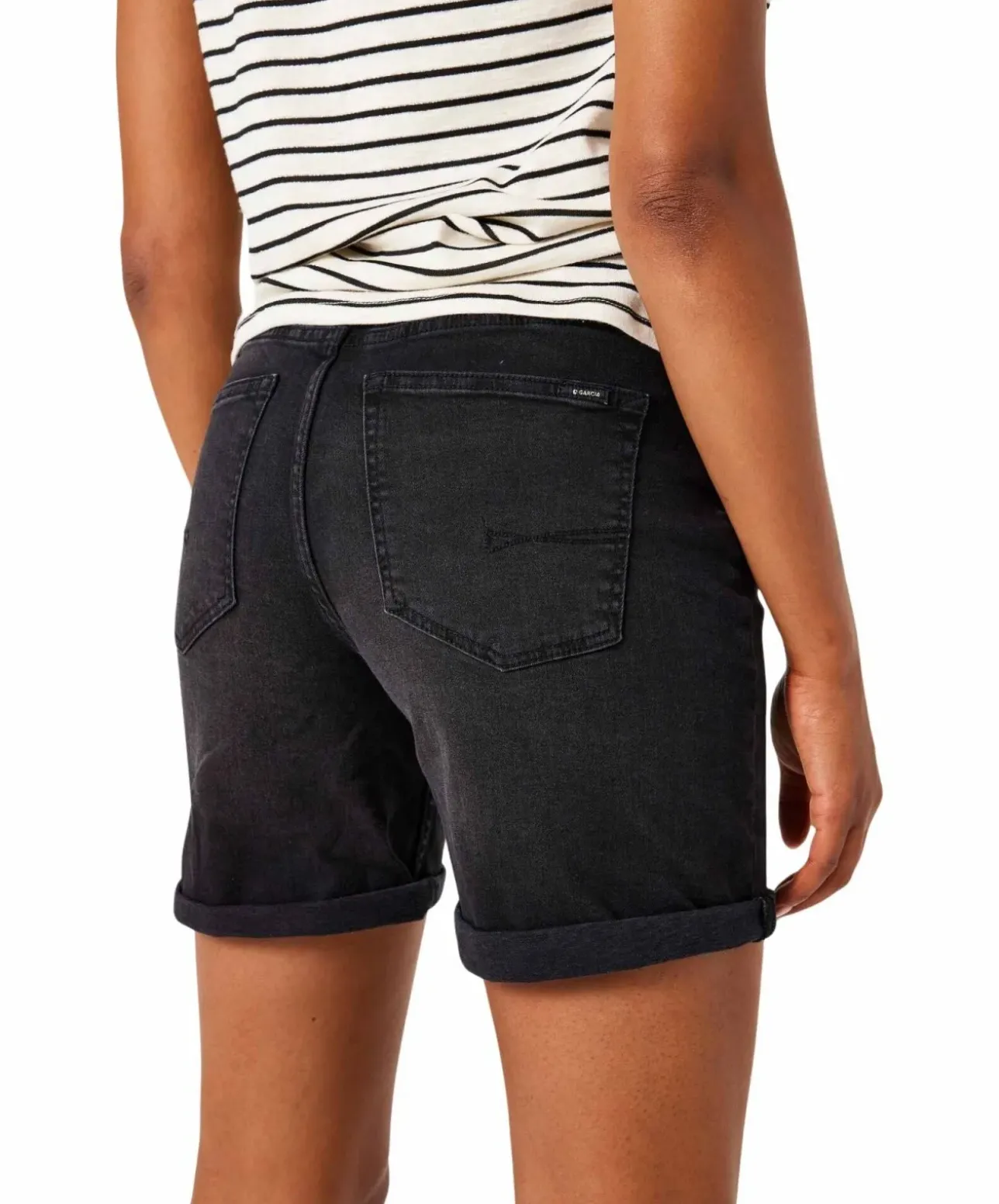 Garcia Celia Slim Bermuda Jeans in Dark Used