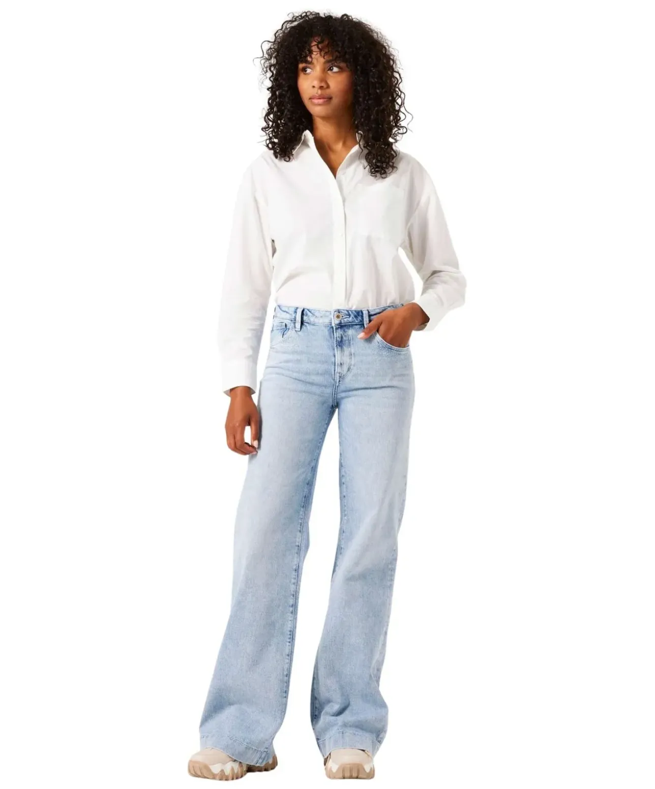 Garcia Celia Wide Jeans in hellblauer Waschung