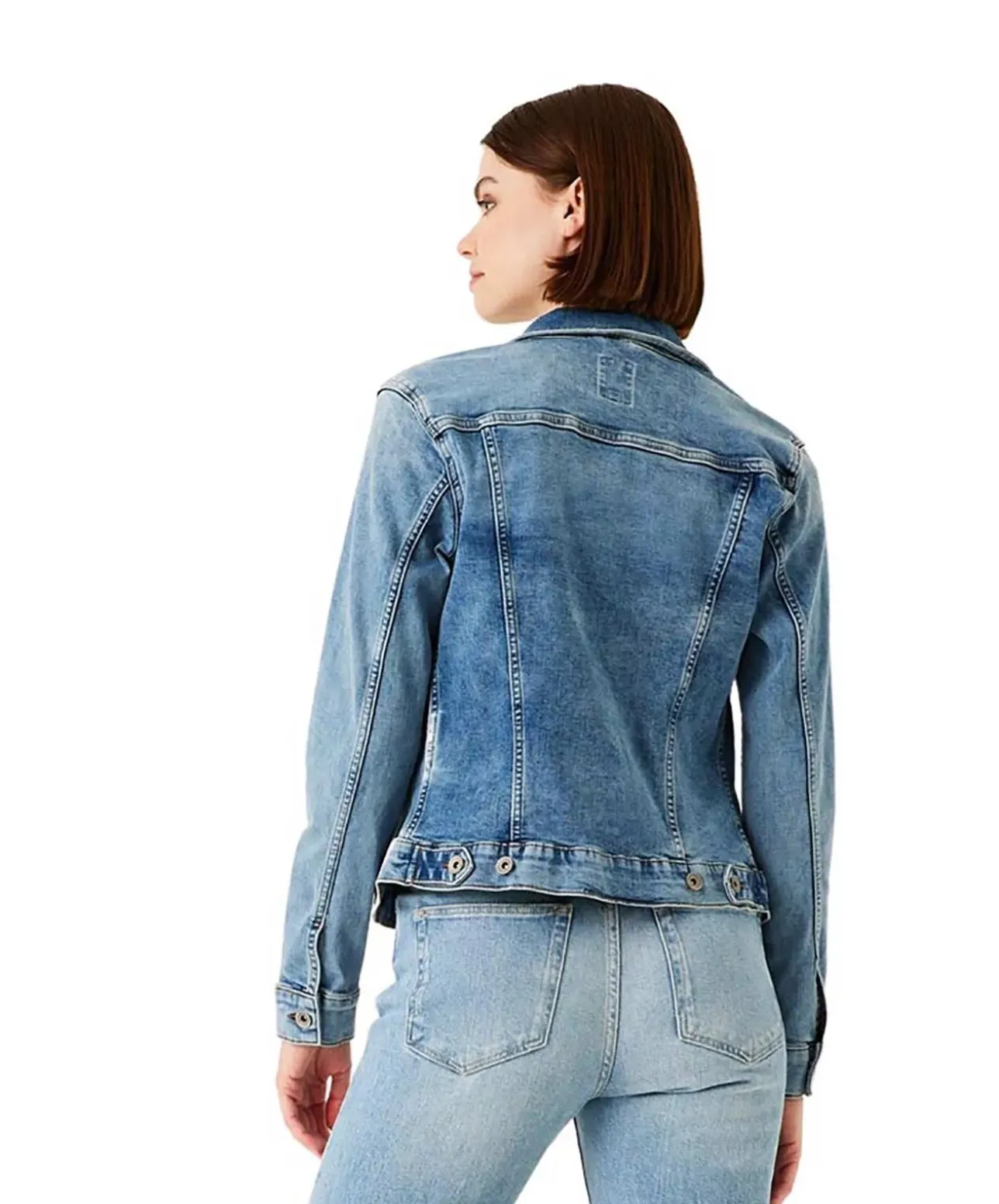Garcia Damen Jeansjacke Sofia Slim in hellblauer Optik