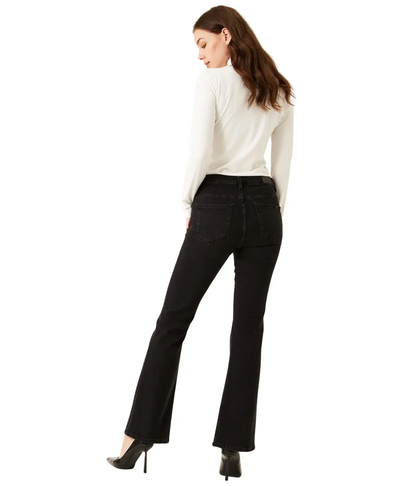 Garcia Jeans Flared Celia 245 in Schwarz mit hoher Taille