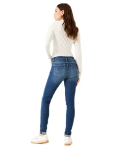 Garcia Jeans Slim Fit Celia 244 in mittelblauem Used-Look