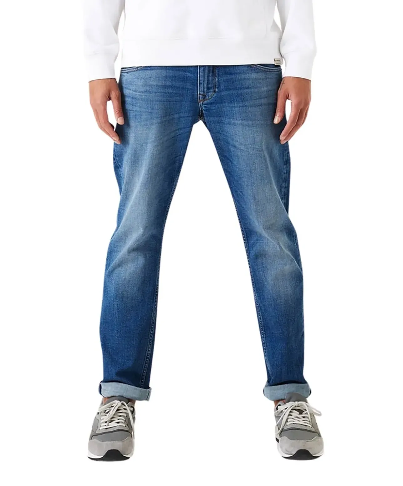 Garcia Russo Jeans Tapered in mittelblauer Waschung