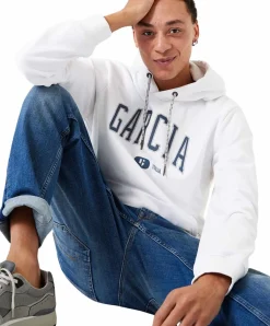 Garcia Russo Jeans Tapered in mittelblauer Waschung
