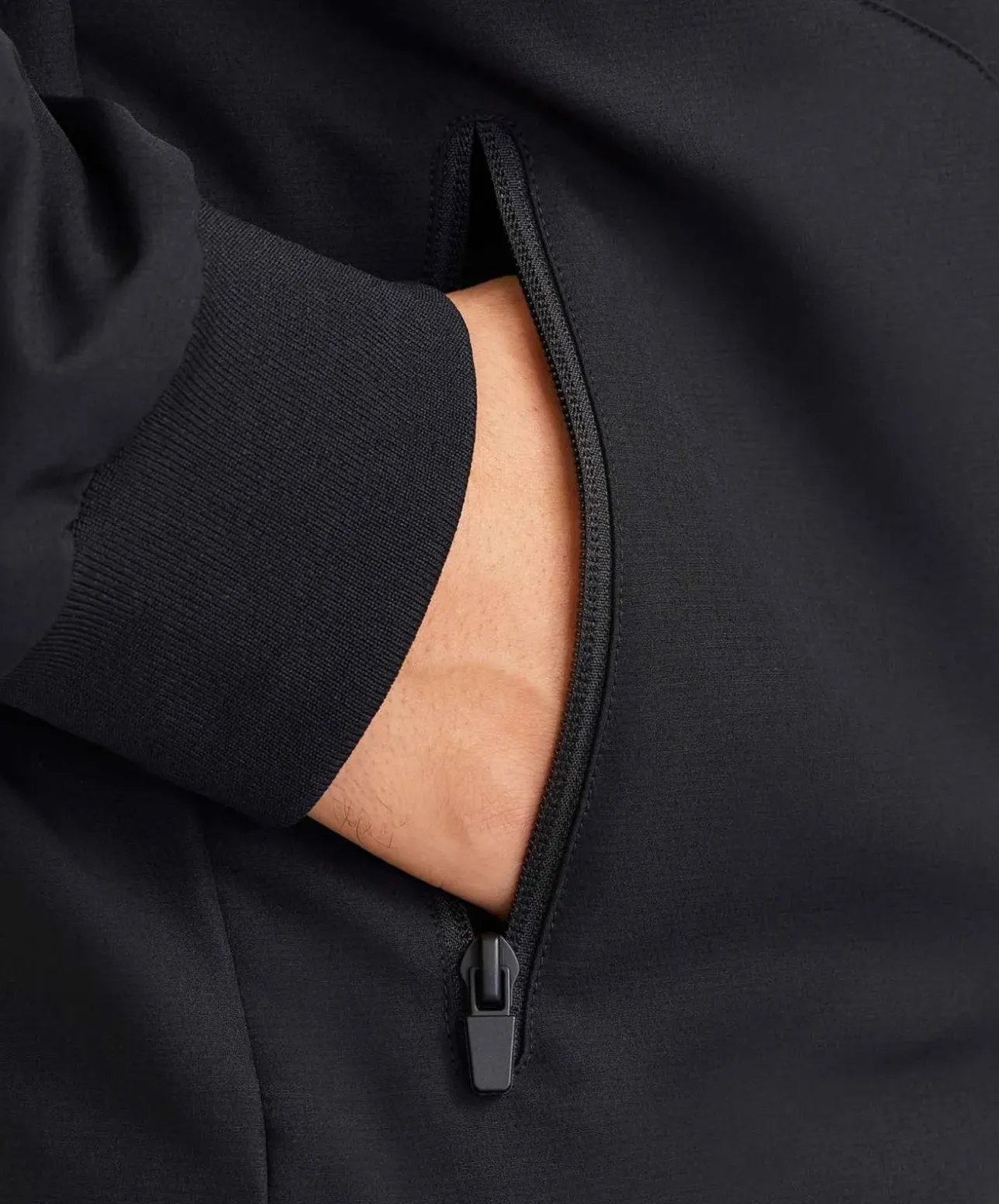 Jack & Jones Bomberjacke Perfect in Schwarz