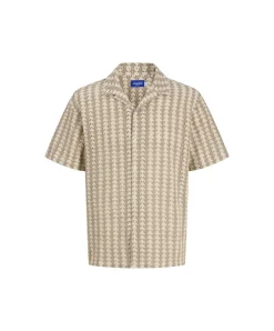 Jack & Jones Kurzarmhemd mit Resortkragen in Mocha Meringue