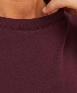 Jack & Jones T-Shirt in Royalrot mit klassischem Rundhals