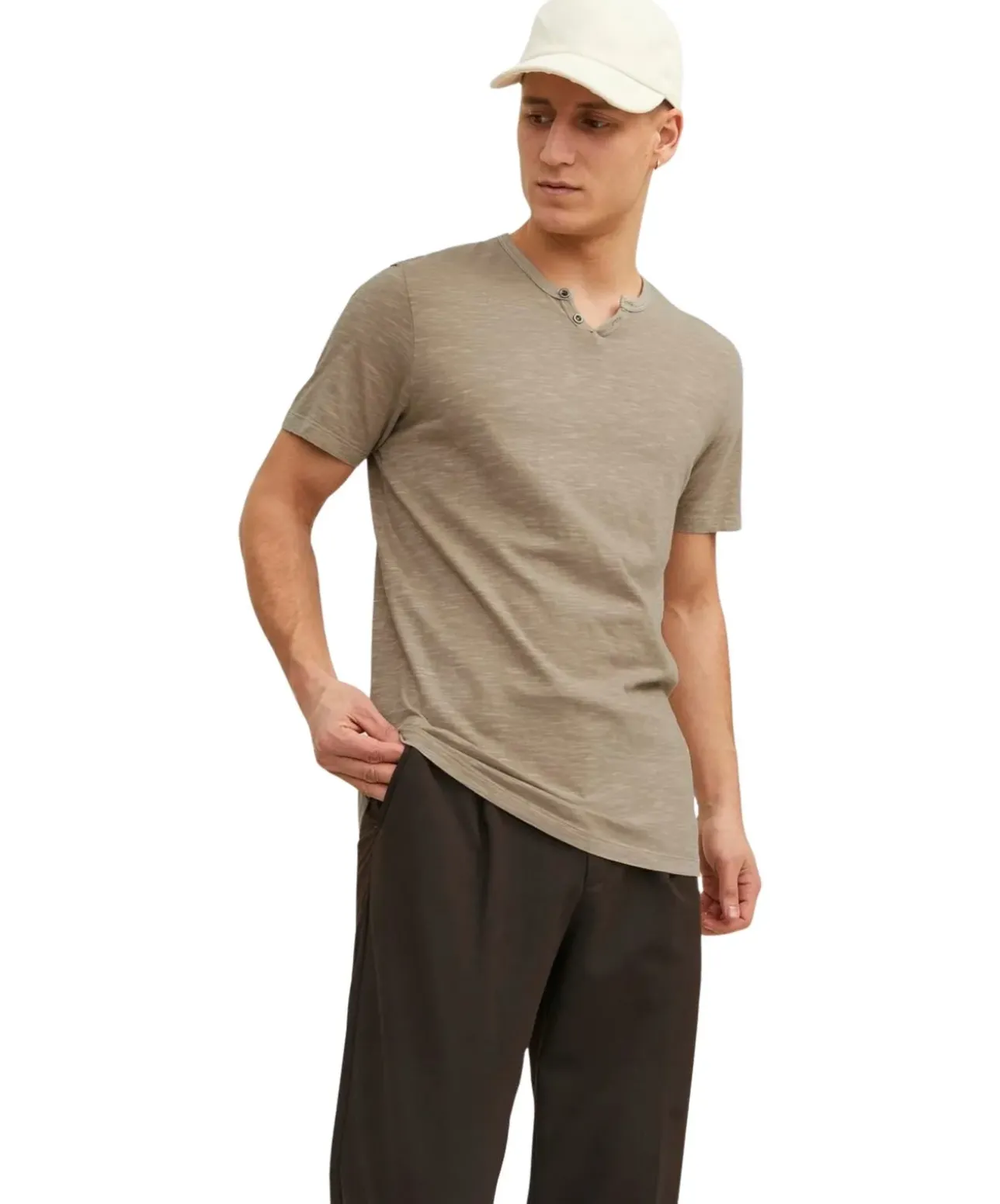 Jack & Jones T-Shirt mit Splitneck in Crockery