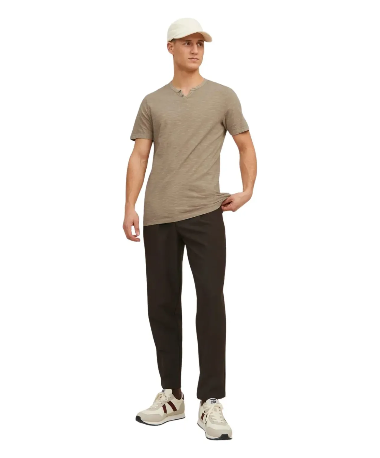 Jack & Jones T-Shirt mit Splitneck in Crockery