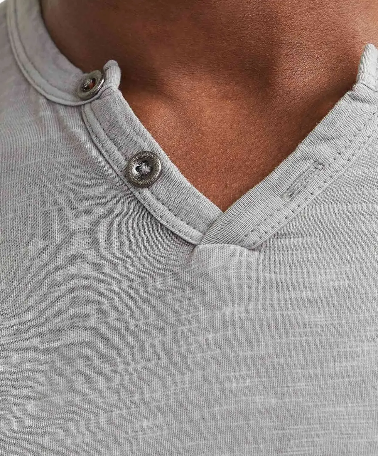 Jack & Jones T-Shirt Split mit Neck in Ultimate Grey