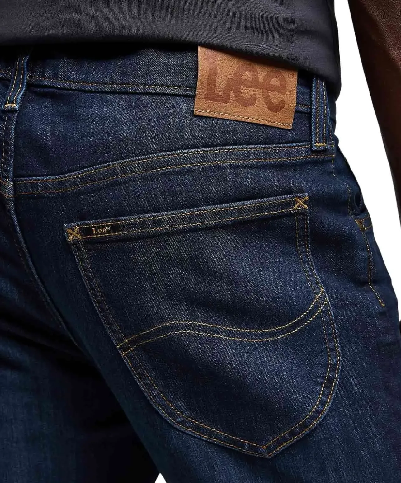 Lee Daren Jeans Straight Leg in dunkelblauer Waschung