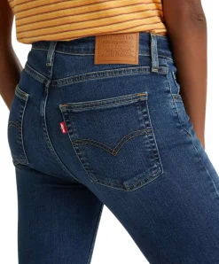 Levi's 725 Bootcut Jeans mit hohem Bund in Mittelblau