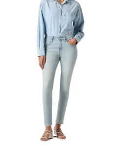 Levis 721 High Rise Skinny aus leichtem Bleached Denim