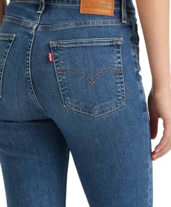 Levis 724 Jeans mit hohem Bund in Blue Wave